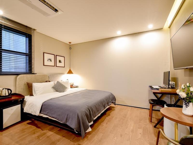 Brown-Dot Hotel Yangjeong Busan Bagian luar foto