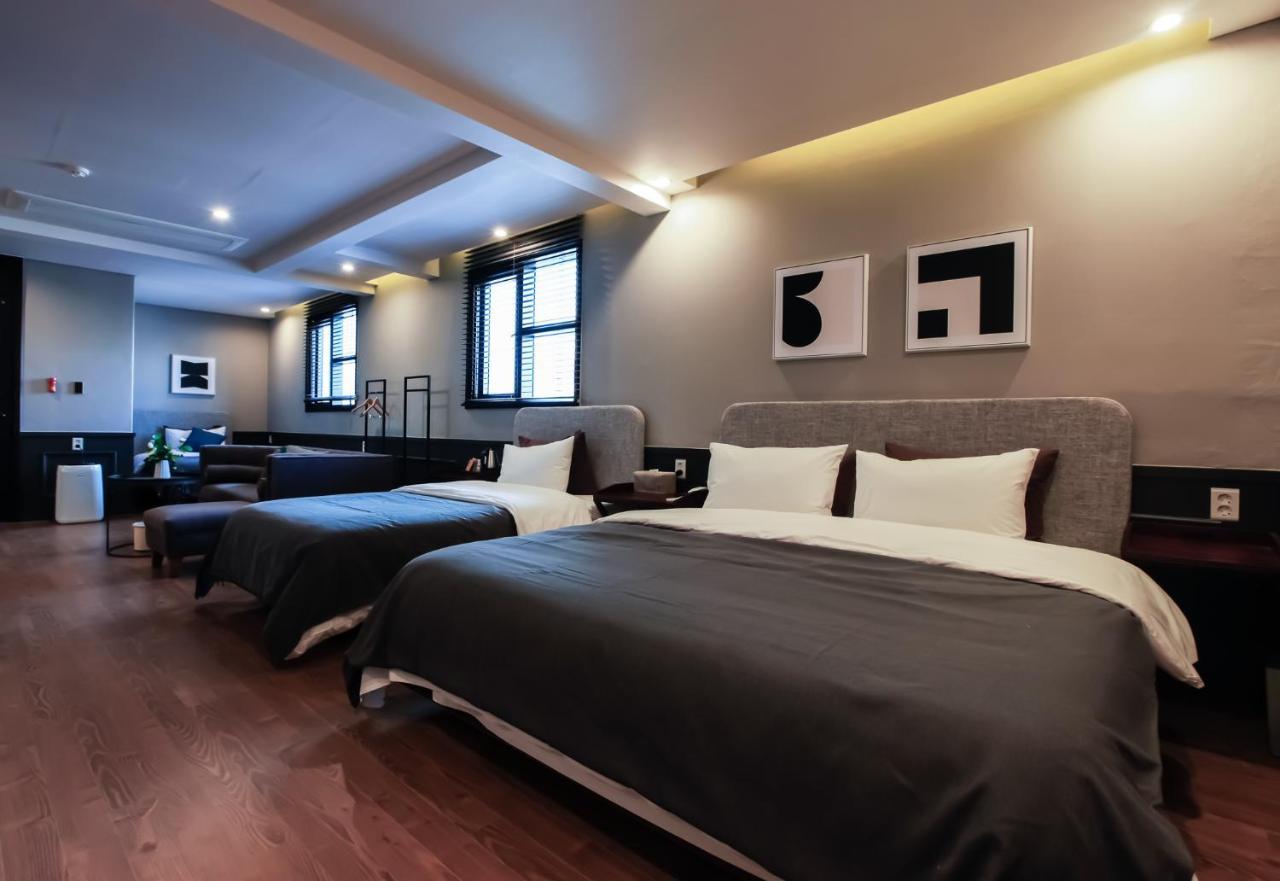 Brown-Dot Hotel Yangjeong Busan Bagian luar foto