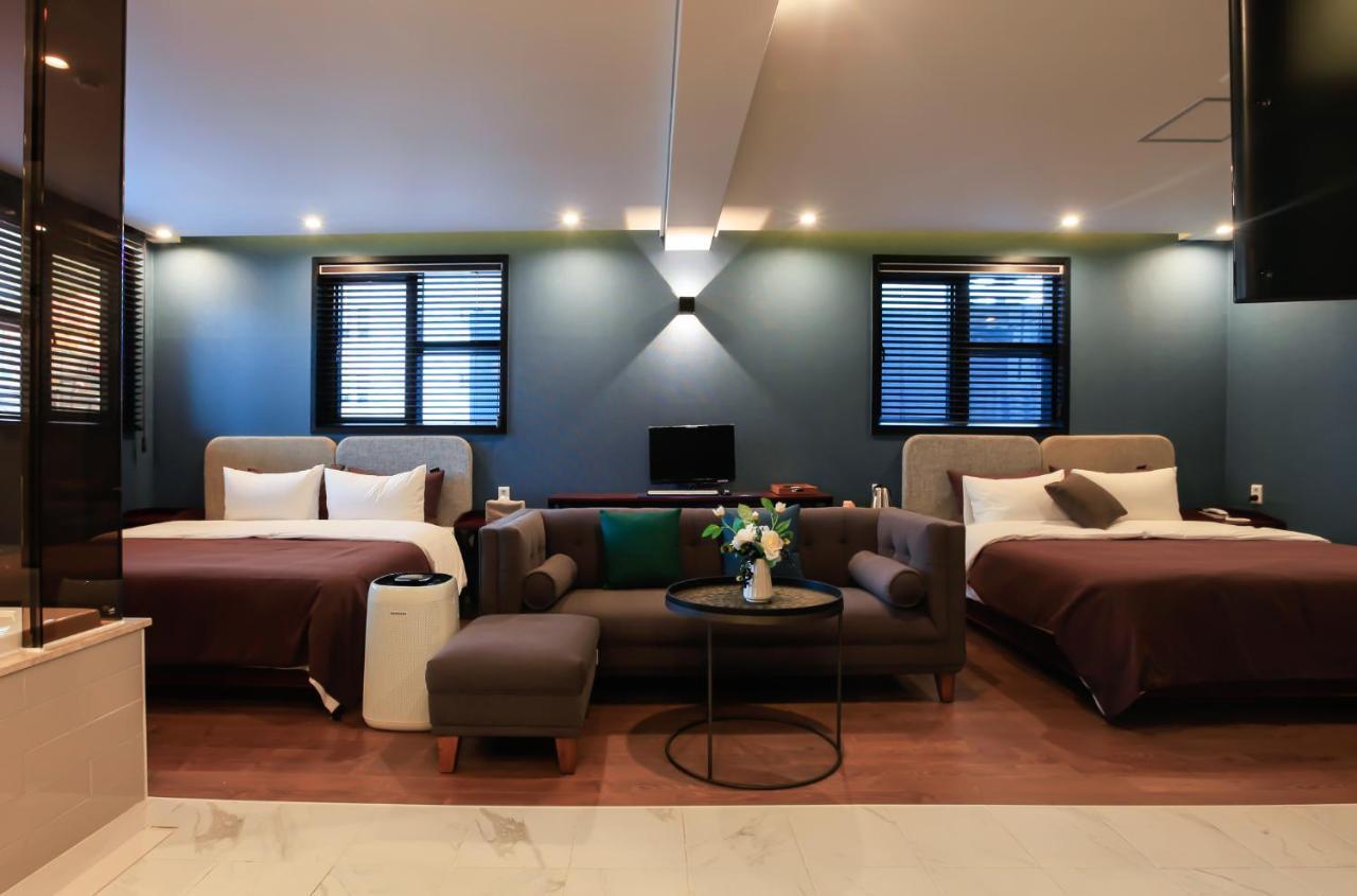Brown-Dot Hotel Yangjeong Busan Bagian luar foto